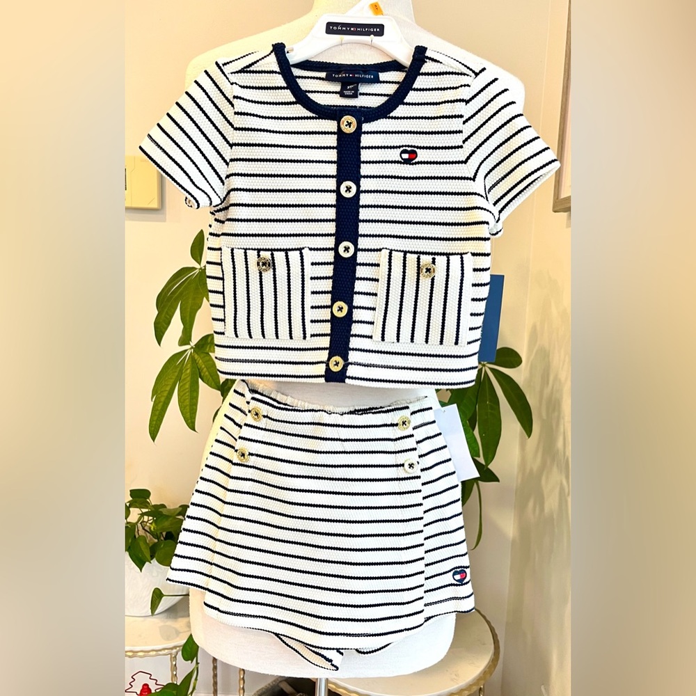 Striped Two-Piece Set with Gold Buttons Tommy Hilfiger.